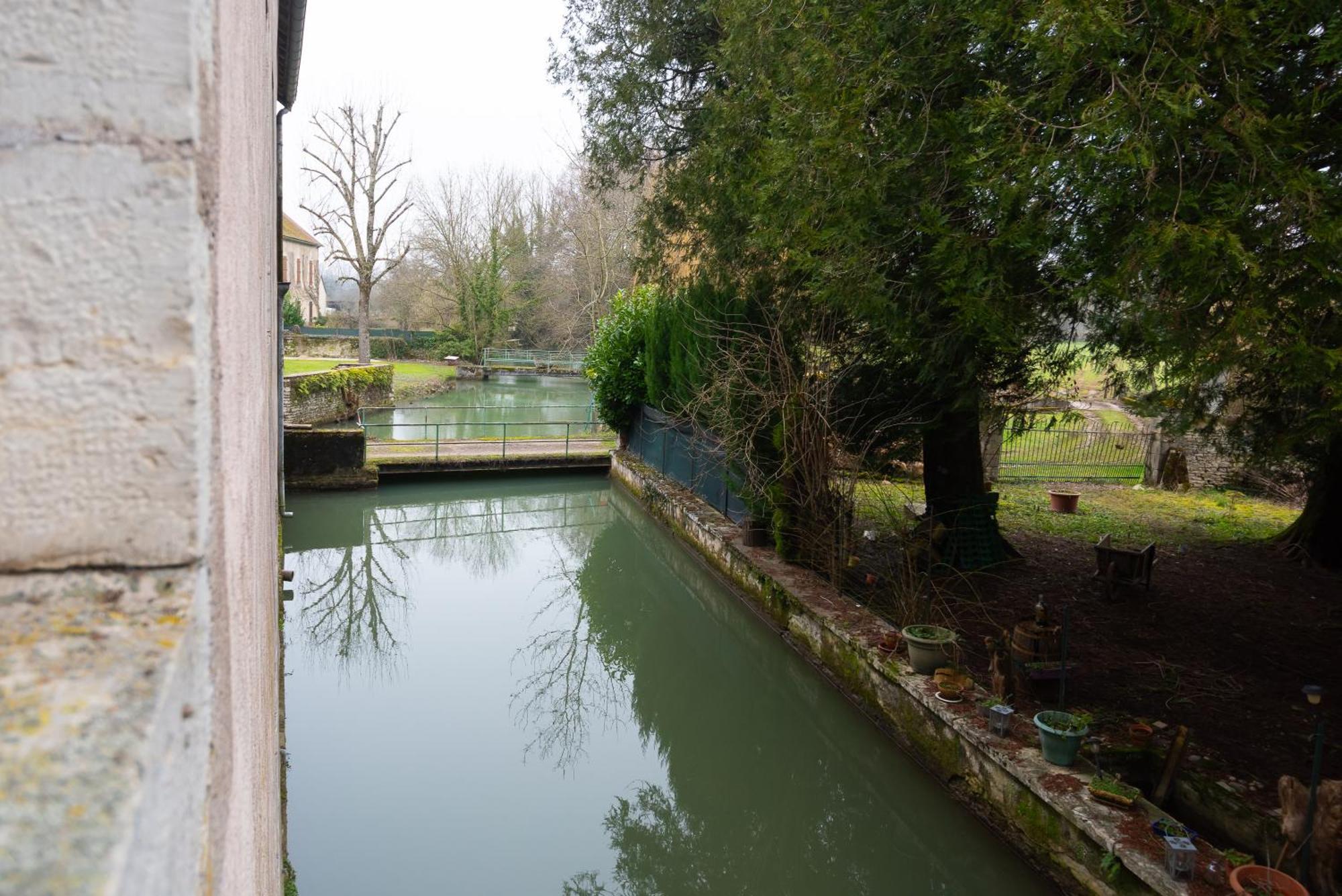 Chambre Independante Dans Le Moulin Pouilly-sur-Vingeanne المظهر الخارجي الصورة